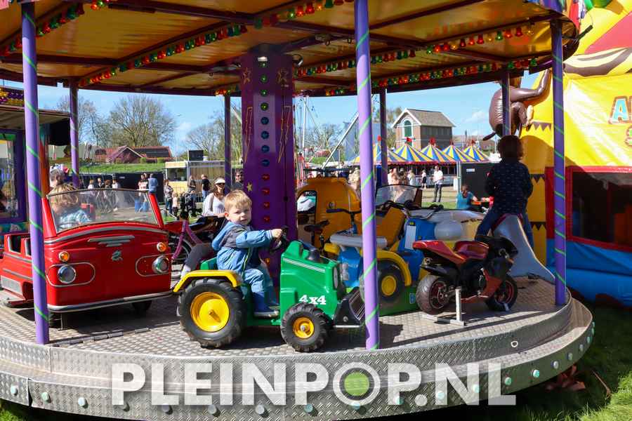 Publiek    Bezoekers (6)